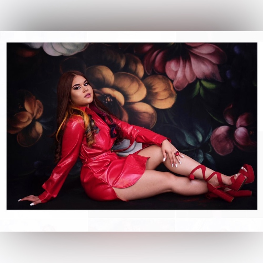 Red button down dress fashion